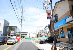 3.日進駅南口徒歩30秒&無料駐車場あり 3.日進駅南口徒歩30秒&無料駐車場あり