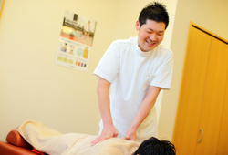日常生活・運動での「ケガ」に対する施術を行います 日常生活・運動での「ケガ」に対する施術を行います